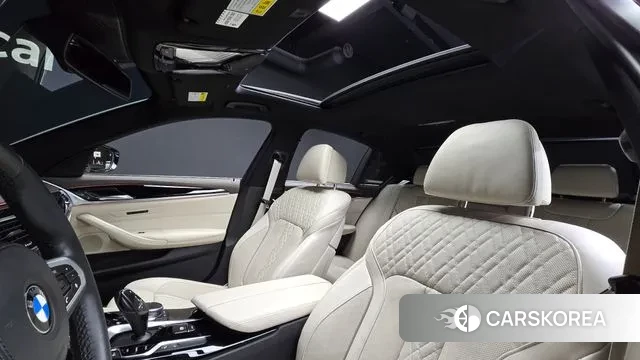 BMW 5 Series (G30) id 3018538 из Кореи 11