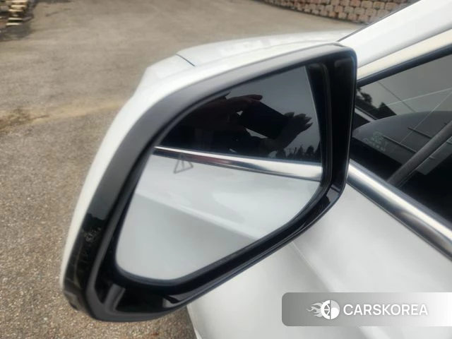Hyundai Grandeur Hybrid (GN7) id 4921229 из Кореи 11