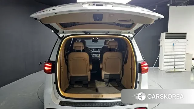 Kia The New Carnival id 3547492 из Кореи 11