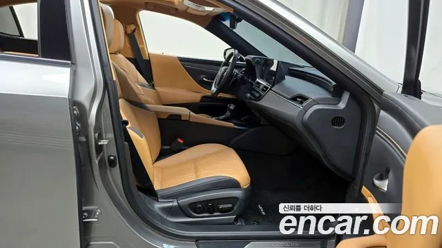 Lexus ES300h 7th generation id 2684368 из Кореи 11