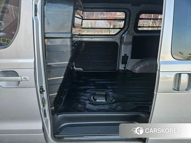 Hyundai The New Grand Starex id 3935989 из Кореи 11