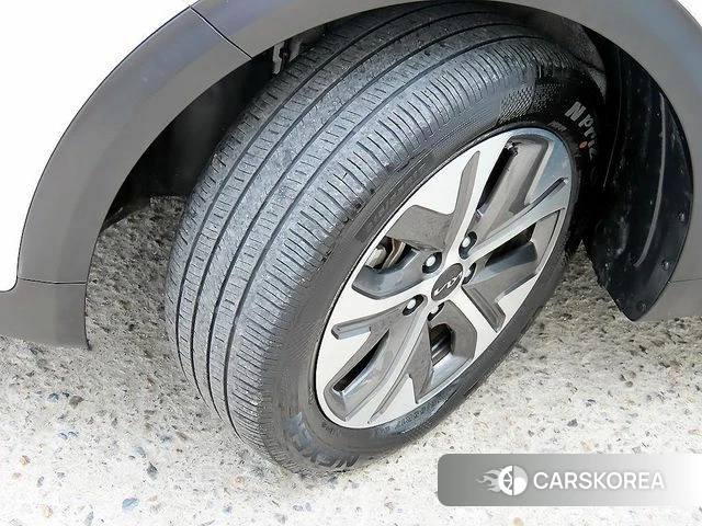 Kia Niro Plus id 4475093 из Кореи 11