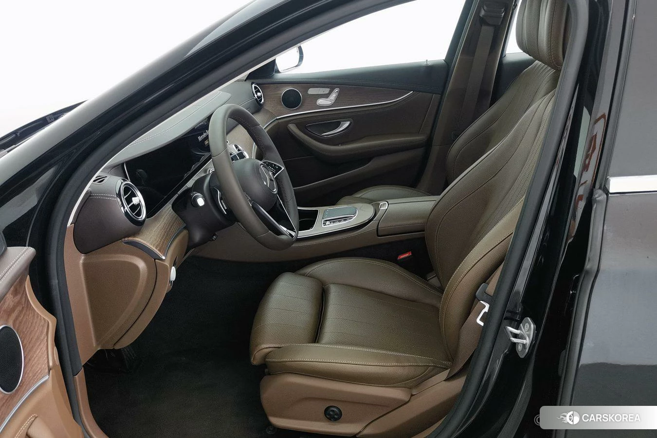 Mercedes-Benz E-Class id 4513632 из Китая 11