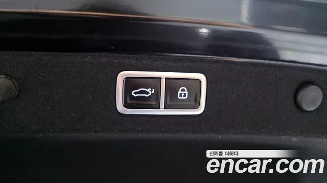 Hyundai Grandeur (GN7) id 2910277 из Кореи 11