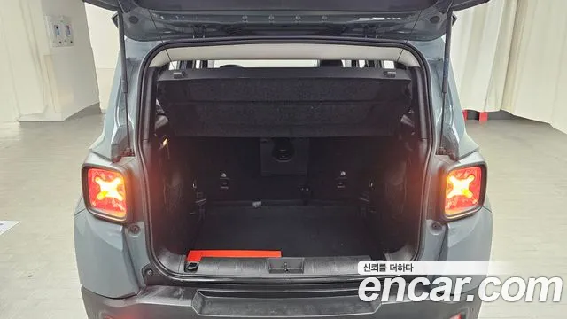 Jeep Renegade id 2327674 из Кореи 11