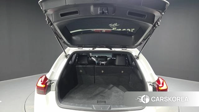 Lexus UX250h id 3916690 из Кореи 11