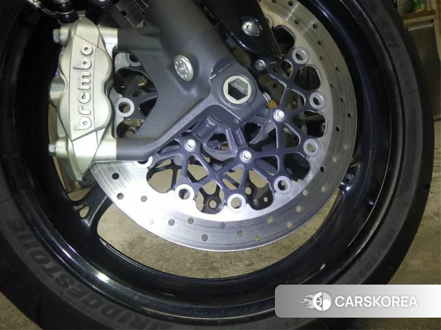 Suzuki GSX-R750 id 4183535 из Японии 11