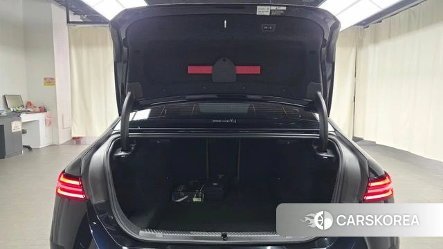 BMW 5 Series (G60) id 3850268 из Кореи 11