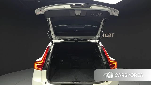 Volvo XC40 id 3828324 из Кореи 11