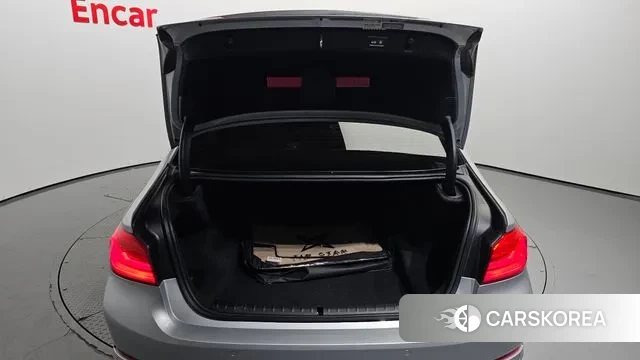 BMW 5 Series (G30) id 2976666 из Кореи 11