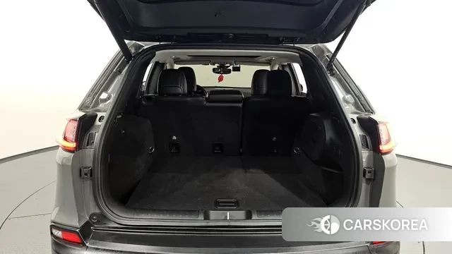 Jeep Cherokee (KL) id 3296117 из Кореи 11