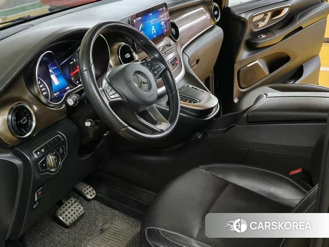 Mercedes-Benz V-class id 4264696 из Китая 11