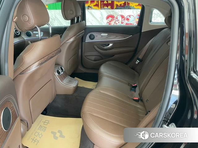 Mercedes-Benz E-class id 3875973 из Китая 11