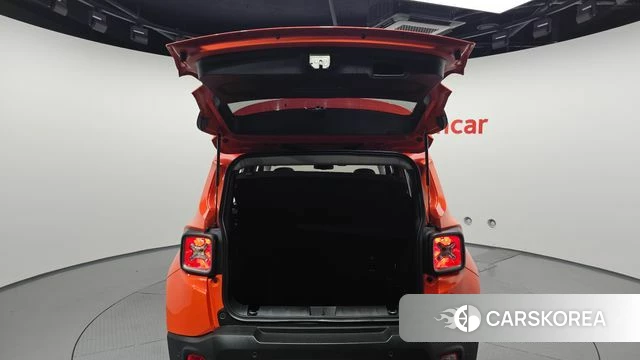 Jeep Renegade id 4737377 из Кореи 11