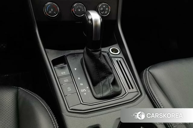 Volkswagen Lavida id 4210637 из Китая 11