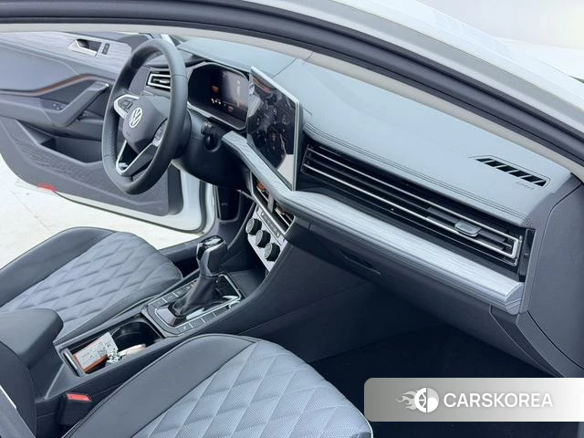 Volkswagen Sagitar id 4263060 из Китая 11