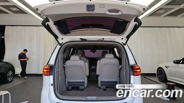 Kia The New Carnival id 2813156 из Кореи 11