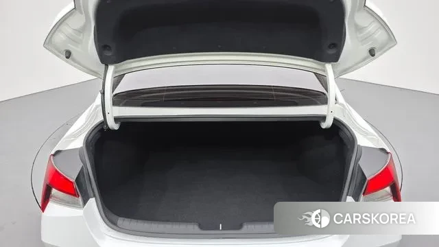 Hyundai Avante (CN7) id 3022889 из Кореи 11