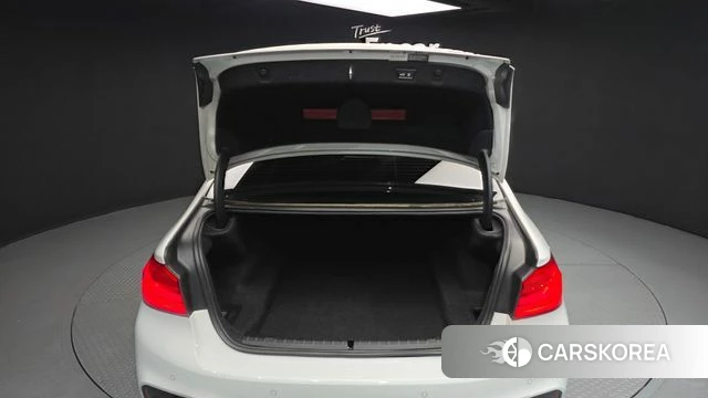 BMW 5 Series (G30) id 4331800 из Кореи 11