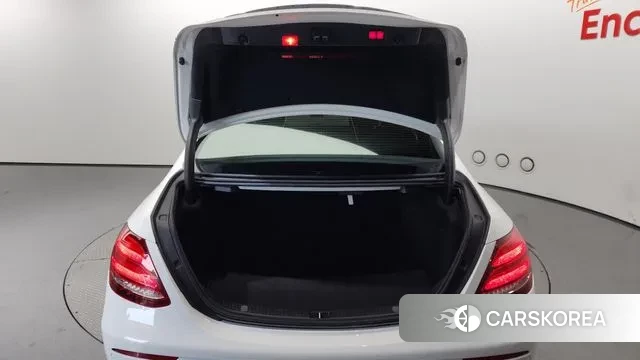 Mercedes-Benz E-Class W213 id 3013504 из Кореи 11