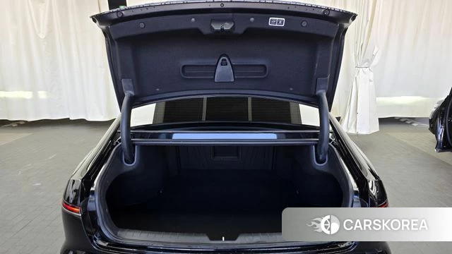 Hyundai Grandeur (GN7) id 3903383 из Кореи 11