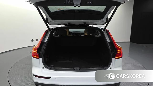 Volvo V60 Cross-Country 2nd Generation id 4684069 из Кореи 11