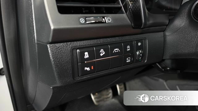 Ssangyong The New Rexton Sports Cannes id 4308991 из Кореи 11
