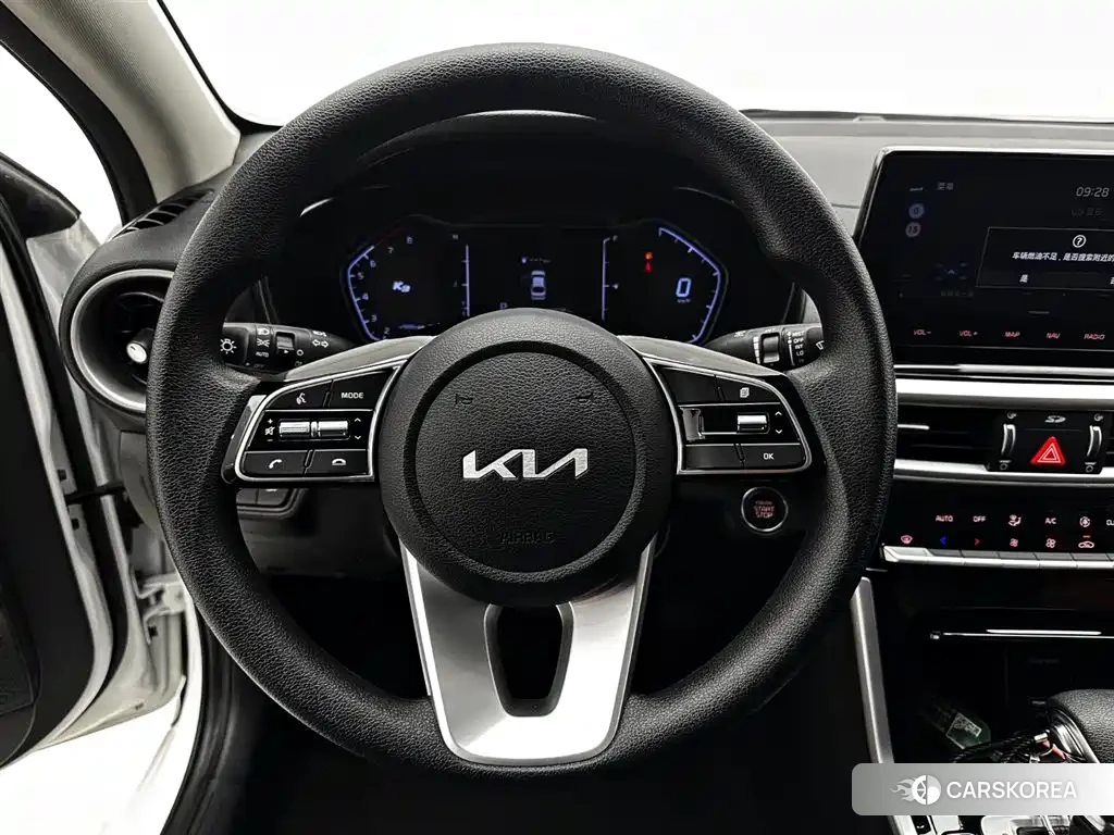 Kia K3 id 4547981 из Китая 11