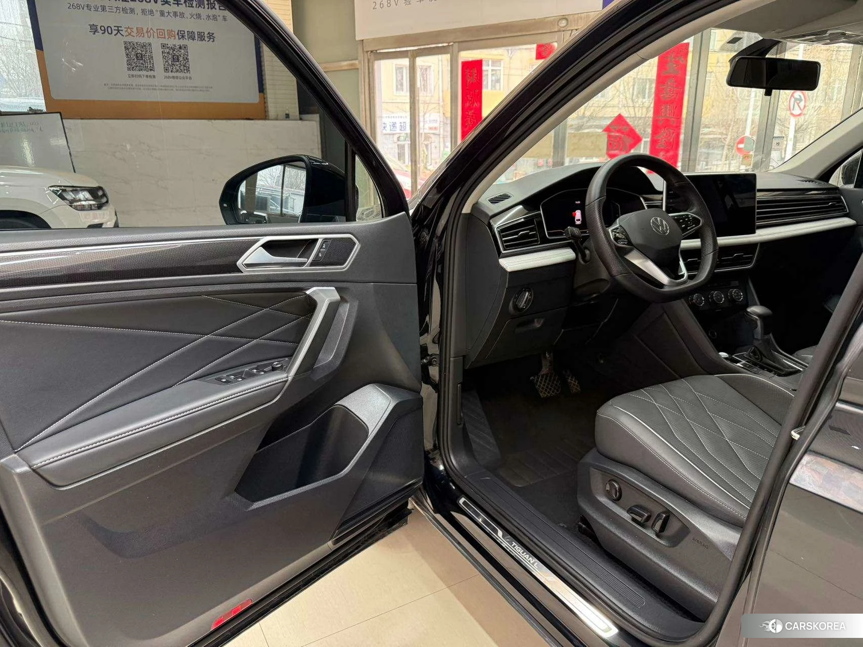 Volkswagen Tiguan L id 4510355 из Китая 11