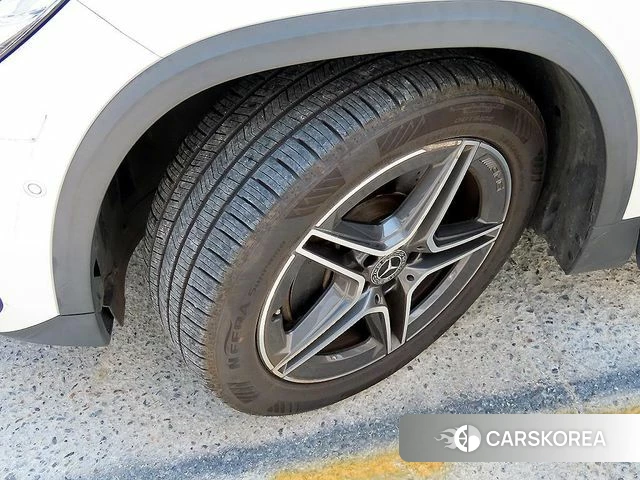 Mercedes-Benz GLA - Class H247 id 4519502 из Кореи 10