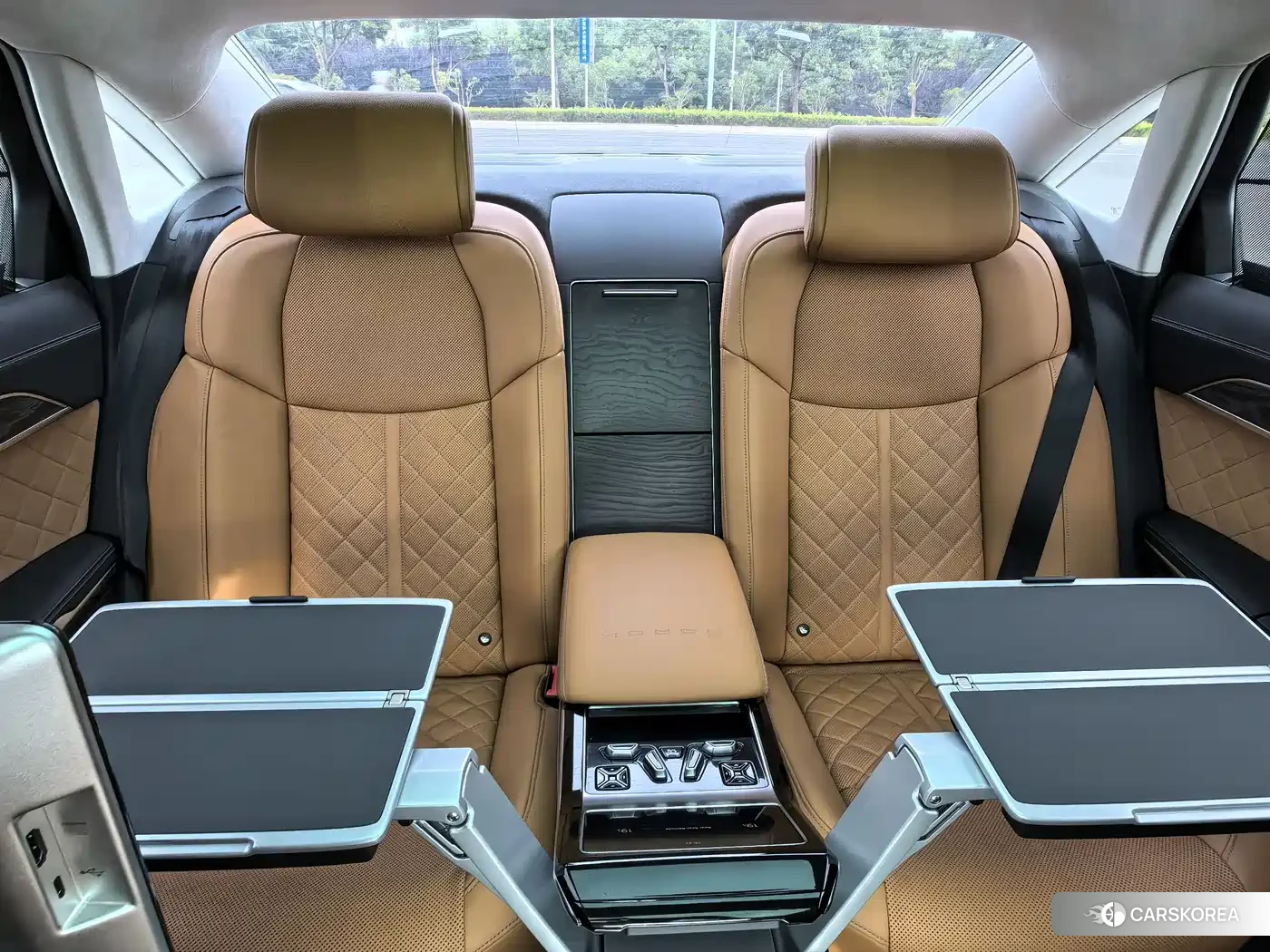 Audi A8 id 4577411 из Китая 11