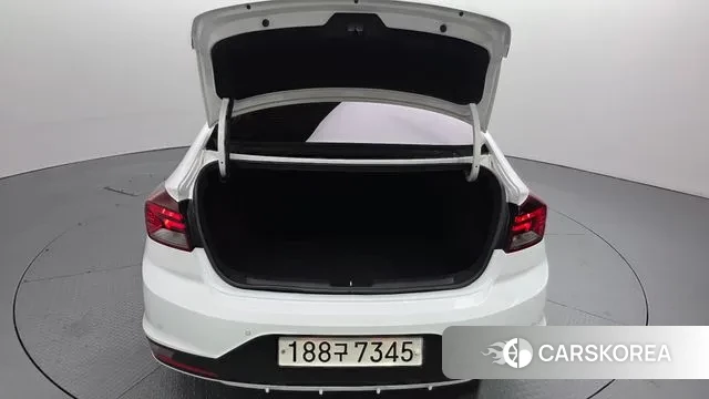 Hyundai The New Avante AD id 3385568 из Кореи 11