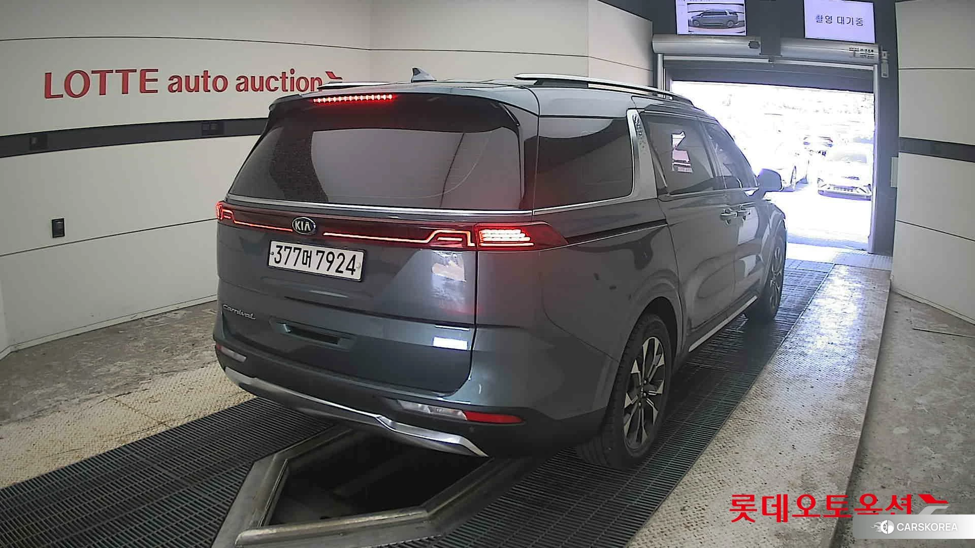 Kia Carnival id 4902474 из Кореи 11