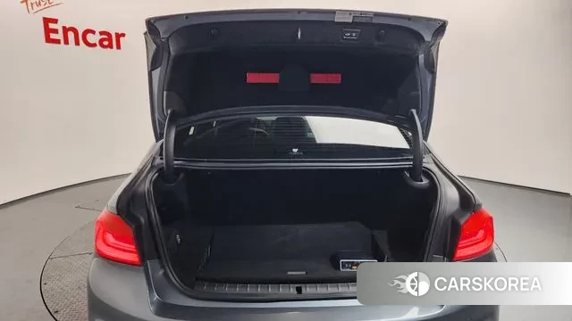 BMW 5 Series (G30) id 3676941 из Кореи 11