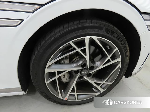 Genesis G90 (RS4) id 4649756 из Кореи 11