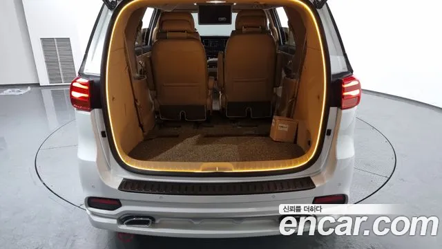 Kia The New Carnival id 2405321 из Кореи 11