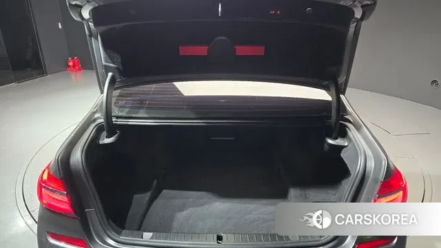 BMW 7 Series (G11) id 3474695 из Кореи 11