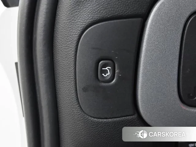 Jeep Cherokee (KL) id 3336704 из Кореи 11