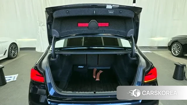 BMW 5 Series (G30) id 3650976 из Кореи 11