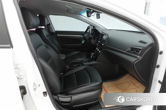 Hyundai The New Avante AD id 3942763 из Кореи 11