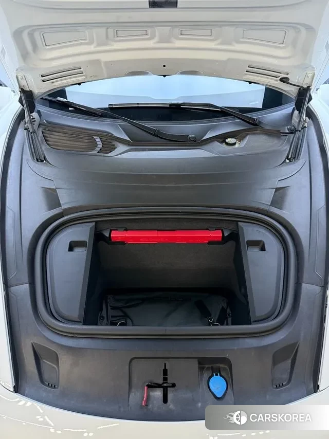 Porsche Taycan id 3064222 из Кореи 11