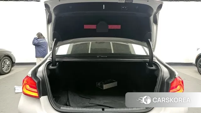 BMW 5 Series (G30) id 3546939 из Кореи 11