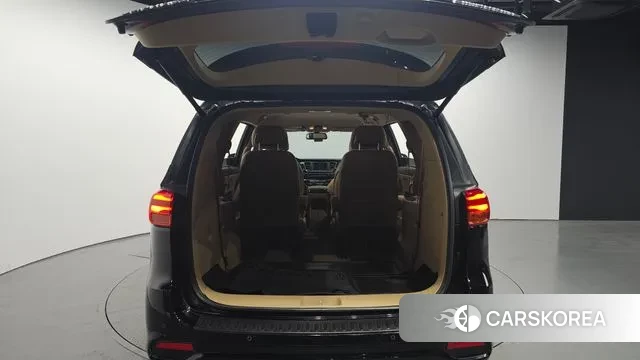 Kia The New Carnival id 3760695 из Кореи 11