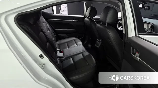 Hyundai The New Avante AD id 3728358 из Кореи 11