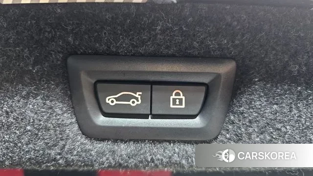 BMW 5 Series (G30) id 2979412 из Кореи 11