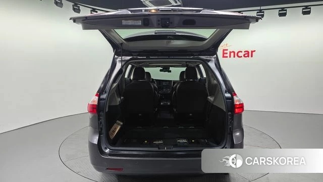 Toyota Sienna id 3873910 из Кореи 11