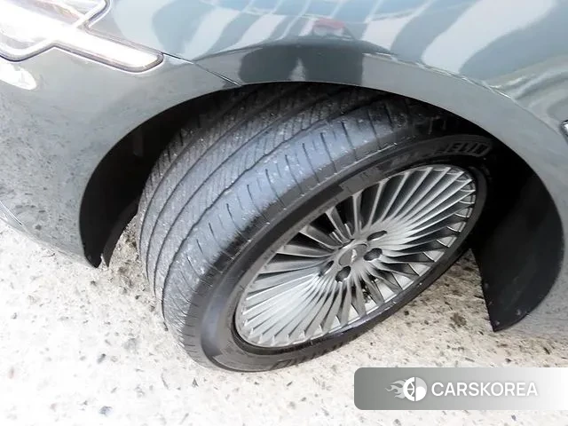 Genesis G90 id 3643762 из Кореи 11