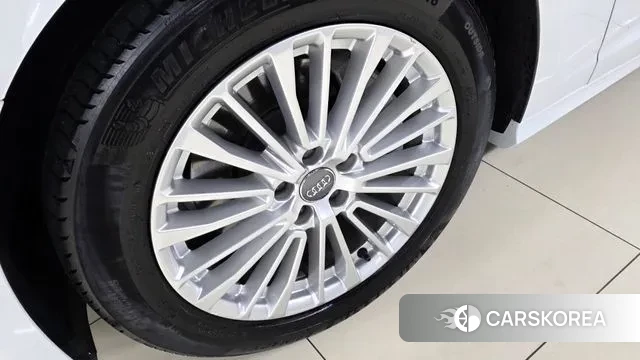 Audi A6 (C8) id 3473952 из Кореи 11