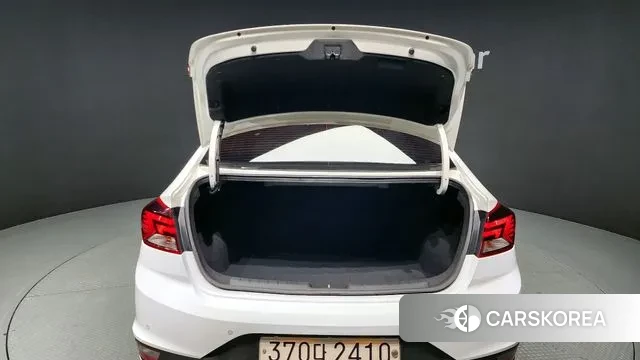 Hyundai The New Avante AD id 3055285 из Кореи 11