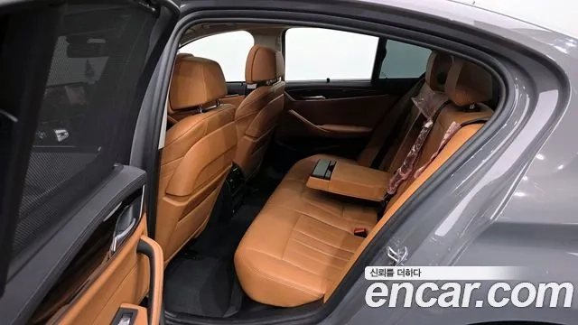 BMW 5 Series (G30) id 2949543 из Кореи 11